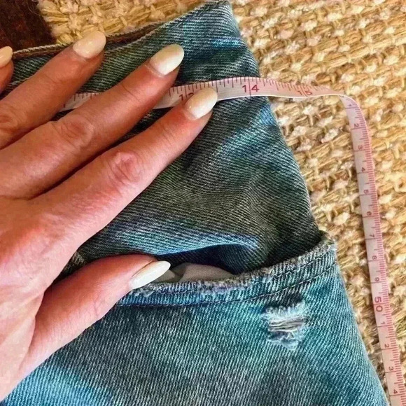 Levi’s 501 jeans size 28/26, EUC, see photos for measurements and details - Picture 8 of 15